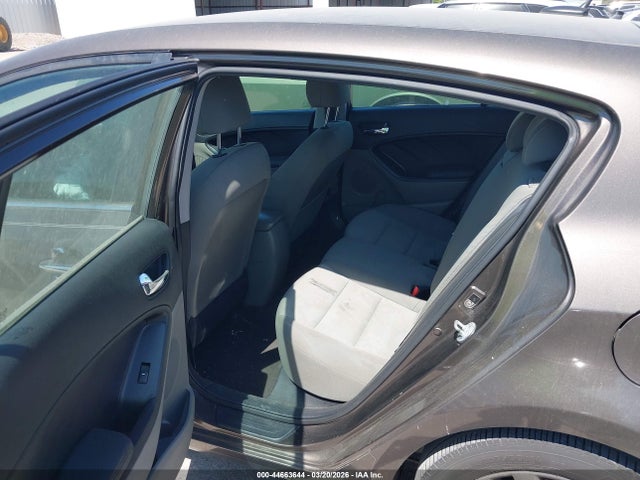 2015 Kia Forte Ex მანქანა იყიდება აუქციონზე, vin: KNAFX5A89F5364773, აუქციონის ნომერი: 44663644
