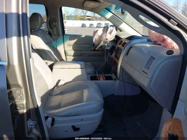44663649 :رقم المزاد ، 1A8HW58297F520492 vin ، 2007 Chrysler Aspen Limited مزاد بيع