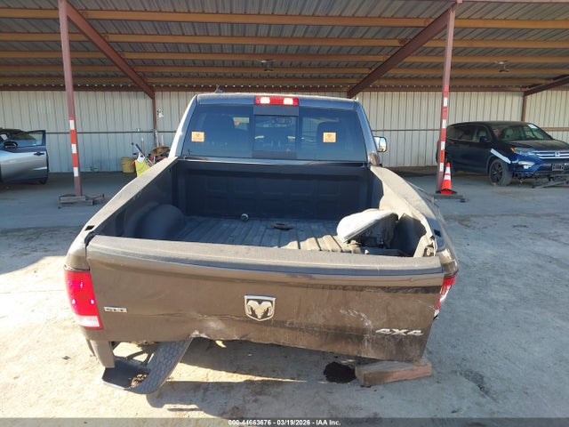 1C6RR7LG3NS209296 RAM 1500 Classic Slt 4x4 5&#039;7 Box