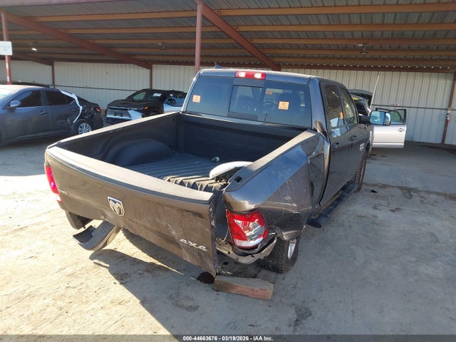 1C6RR7LG3NS209296 RAM 1500 Classic Slt 4x4 5&#039;7 Box