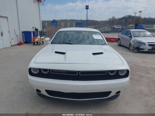 44663682 :رقم المزاد ، 2C3CDZAG1GH275517 vin ، 2016 Dodge Challenger Sxt مزاد بيع
