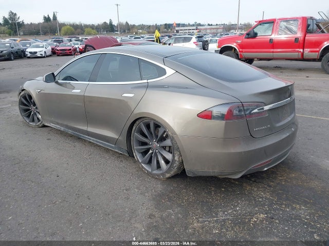 2015 Tesla Model S 70d/85d/p85d მანქანა იყიდება აუქციონზე, vin: 5YJSA1E23FF120178, აუქციონის ნომერი: 44663685
