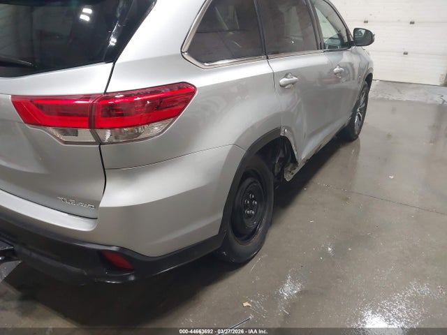 Toyota Highlander Xle 2018 5TDJZRFH0JS532925 Image 6