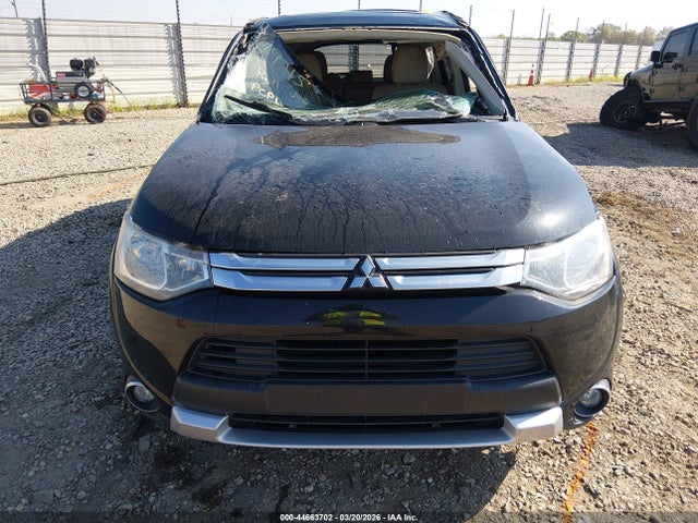 2015 Mitsubishi Outlander Se მანქანა იყიდება აუქციონზე, vin: JA4AD3A31FZ001028, აუქციონის ნომერი: 44663702