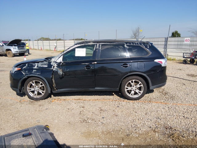 2015 Mitsubishi Outlander Se მანქანა იყიდება აუქციონზე, vin: JA4AD3A31FZ001028, აუქციონის ნომერი: 44663702
