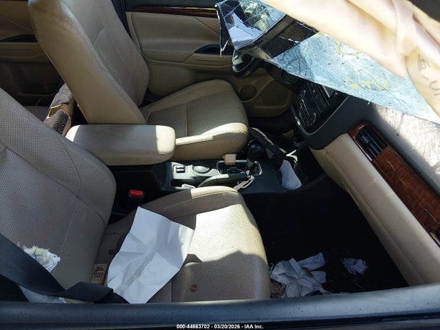 2015 Mitsubishi Outlander Se მანქანა იყიდება აუქციონზე, vin: JA4AD3A31FZ001028, აუქციონის ნომერი: 44663702