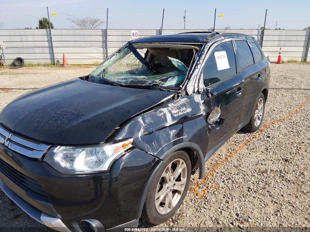 2015 Mitsubishi Outlander Se მანქანა იყიდება აუქციონზე, vin: JA4AD3A31FZ001028, აუქციონის ნომერი: 44663702