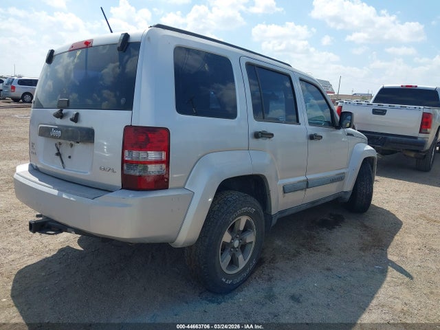 44663706 :رقم المزاد ، 1J8GN28K68W179258 vin ، 2008 Jeep Liberty Sport مزاد بيع