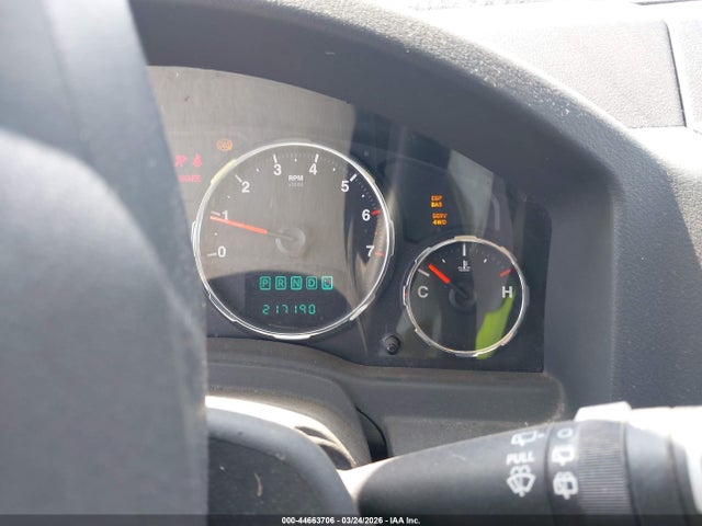 44663706 :رقم المزاد ، 1J8GN28K68W179258 vin ، 2008 Jeep Liberty Sport مزاد بيع