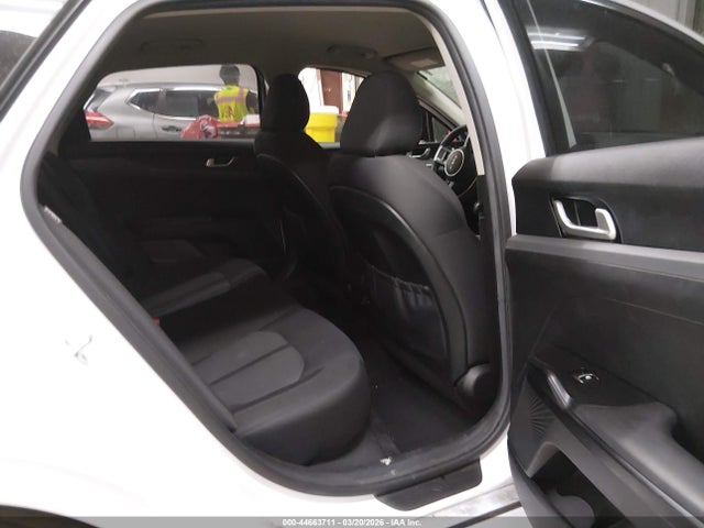 5XXG14J28PG188620 KIA K5 LXS