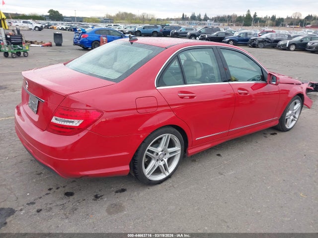 Aukcja sprzedaży 2014 Mercedes-benz C 250 Sport, vin: WDDGF4HB3ER312221, numer aukcji: 44663716
