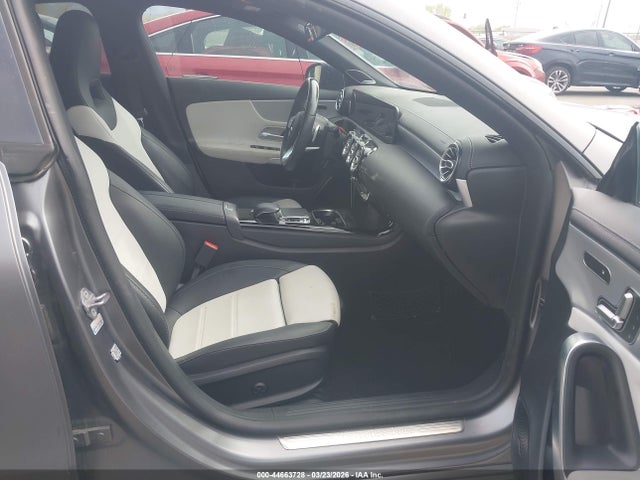WDD5J4HBXLN042804 Mercedes-Benz CLA 250 4MATIC