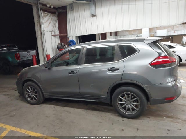 Nissan ROGUE S 2017 KNMAT2MTXHP524335 Image 14