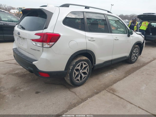 44663766 :رقم المزاد ، JF2SKAJC6MH482175 vin ، 2021 Subaru Forester Premium مزاد بيع