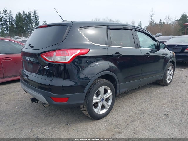 1FMCU9GX6GUC00484 Ford ESCAPE SE