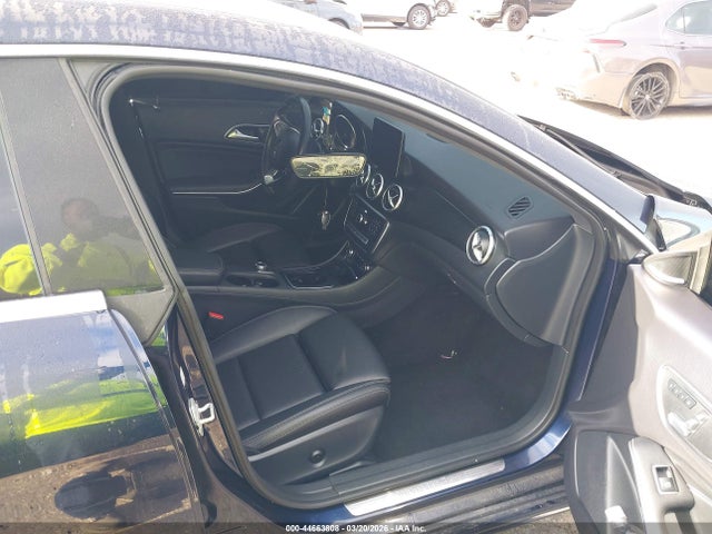 44663808 :رقم المزاد ، WDDSJ4GB7HN498674 vin ، 2017 Mercedes-benz Cla 250 4matic مزاد بيع
