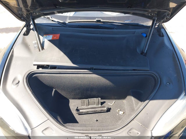 Продаж на аукціоні авто 2017 Tesla Model S 60/75, vin: 5YJSA1E18HF202773, номер лоту: 44663823