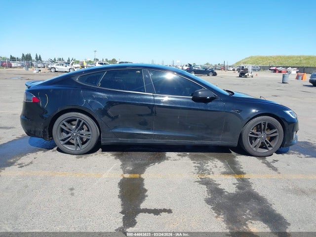 Продаж на аукціоні авто 2017 Tesla Model S 60/75, vin: 5YJSA1E18HF202773, номер лоту: 44663823