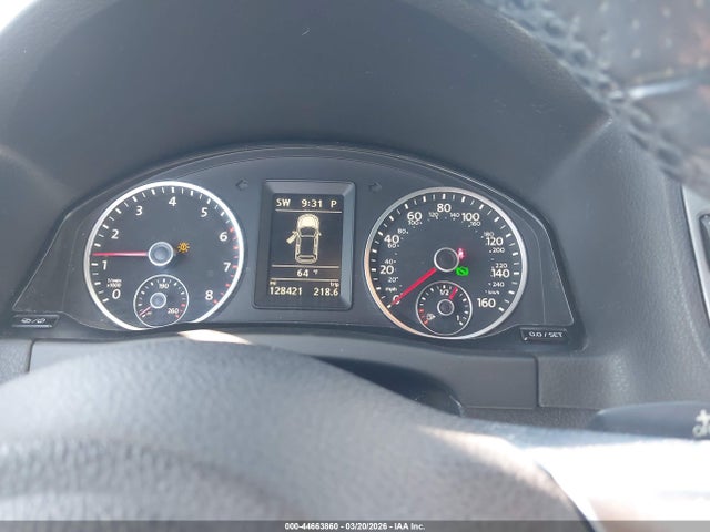 Aukcja sprzedaży 2015 Volkswagen Tiguan R-line, vin: WVGAV7AX9FW074366, numer aukcji: 44663860