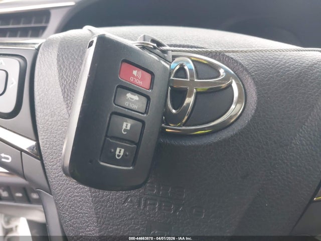4T1BK1EB2JU272350 Toyota AVALON LIMITED