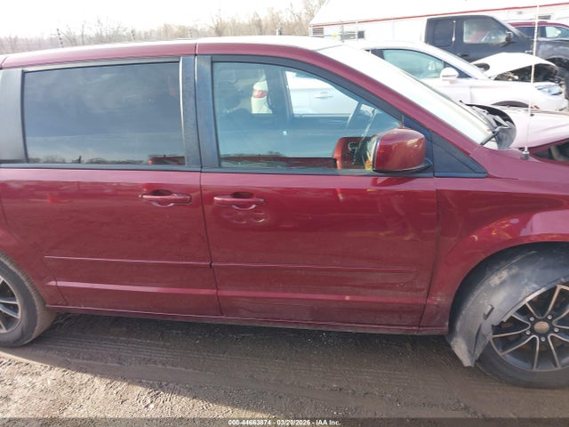 2C4RDGBG6HR707071 Dodge Grand Caravan Se Plus