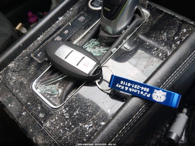 2021 Nissan Kicks Sv Xtronic Cvt მანქანა იყიდება აუქციონზე, vin: 3N1CP5CV4ML467690, აუქციონის ნომერი: 44663886