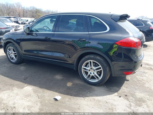 2013 PORSCHE CAYENNE HYBRID WP1AE2A25DLA14254 Photo 2