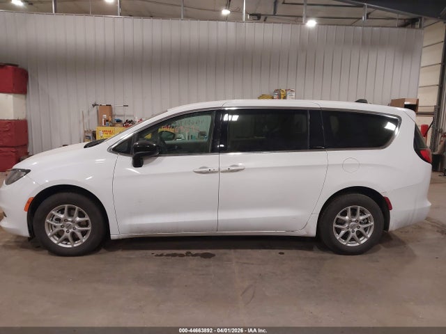 44663892 :رقم المزاد ، 2C4RC1CG3RR184060 vin ، 2024 Chrysler Voyager Lx مزاد بيع