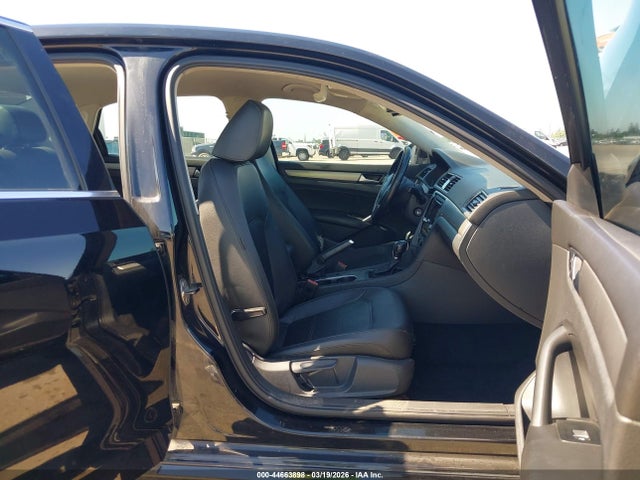 Aukcja sprzedaży 2014 Volkswagen Passat 2.5l Se, vin: 1VWBP7A30EC005417, numer aukcji: 44663898