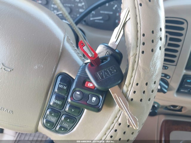 1998 LINCOLN NAVIGATOR 5LMPU28L2WLJ21903 Photo 10
