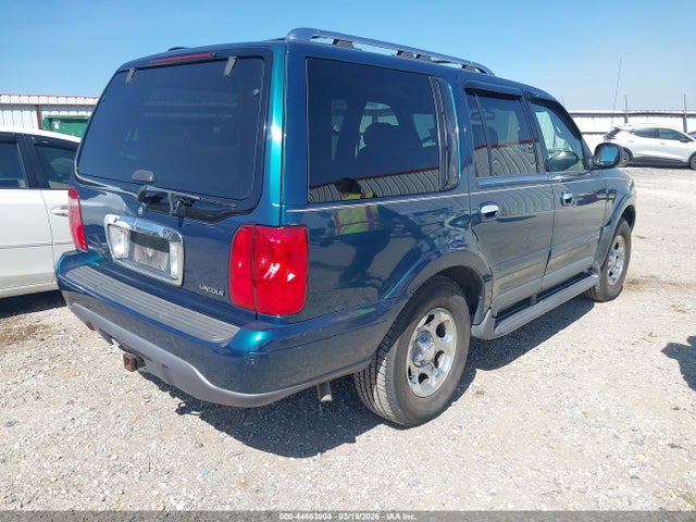 1998 LINCOLN NAVIGATOR 5LMPU28L2WLJ21903 Photo 3