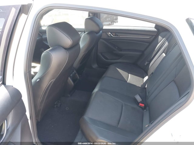 1HGCV1F36NA111046 Honda Accord Sport