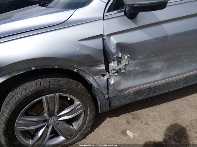 Aukcja sprzedaży 2021 Volkswagen Tiguan 2.0t Se/2.0t Se R-line Black/2.0t Sel, vin: 3VV2B7AX2MM128669, numer aukcji: 44663931