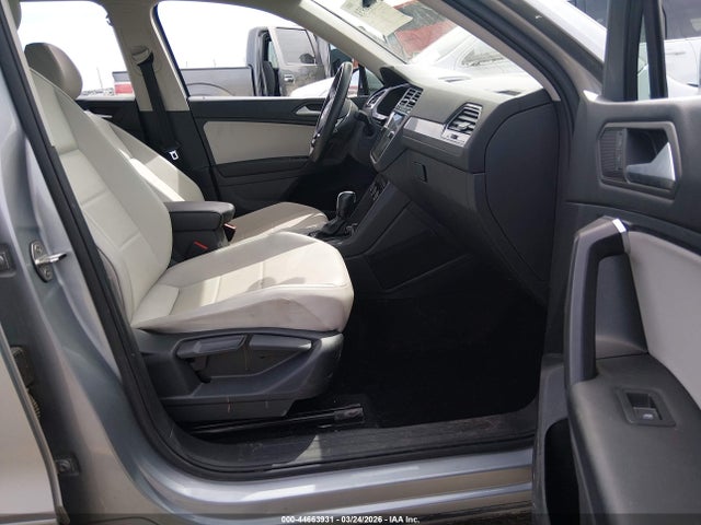 Aukcja sprzedaży 2021 Volkswagen Tiguan 2.0t Se/2.0t Se R-line Black/2.0t Sel, vin: 3VV2B7AX2MM128669, numer aukcji: 44663931