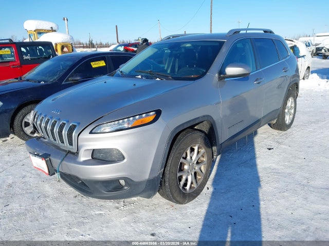 1C4PJMCB9FW648538 Jeep Cherokee Latitude