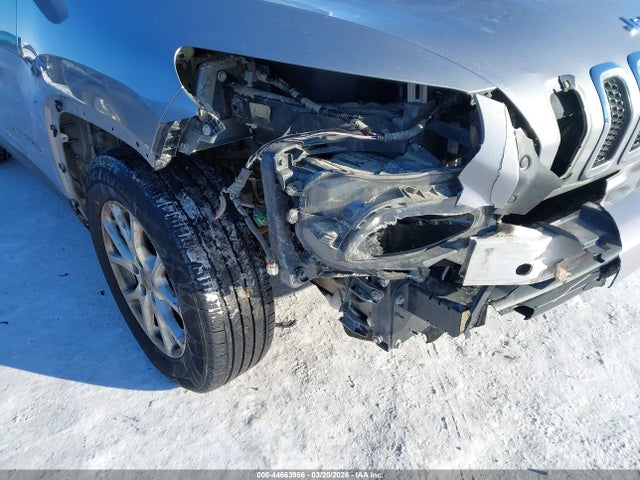 1C4PJMCB9FW648538 Jeep Cherokee Latitude