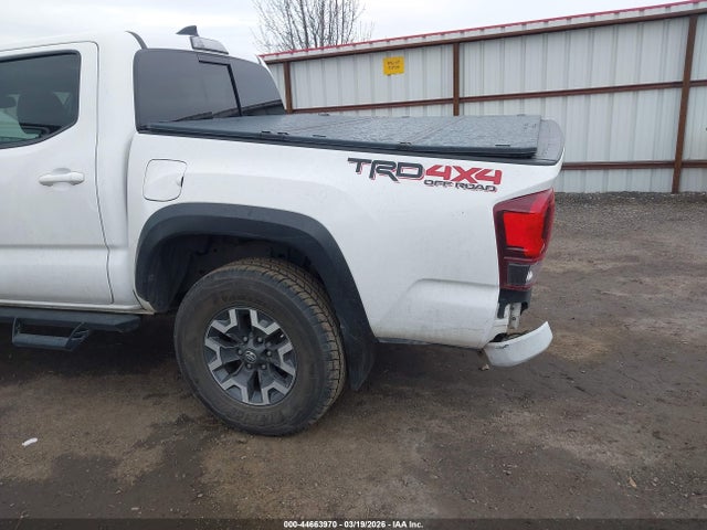 3TMCZ5AN8KM252461 Toyota Tacoma Trd Off Road
