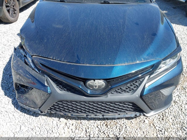 4T1B11HK8JU587135 Toyota CAMRY SE