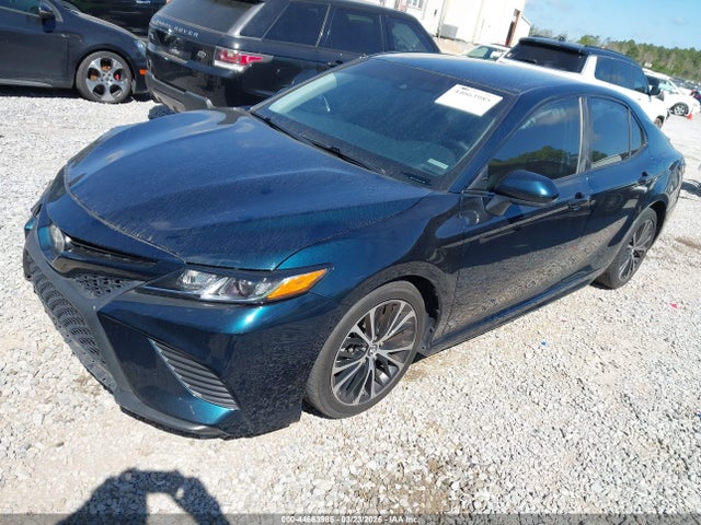 4T1B11HK8JU587135 Toyota CAMRY SE