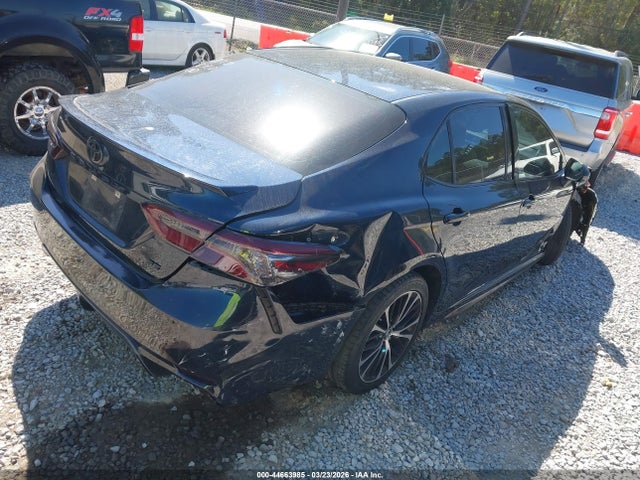4T1B11HK8JU587135 Toyota CAMRY SE