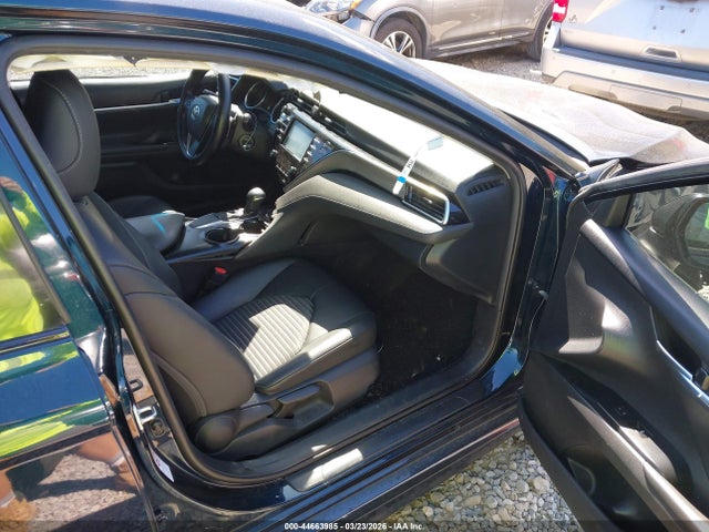 4T1B11HK8JU587135 Toyota CAMRY SE