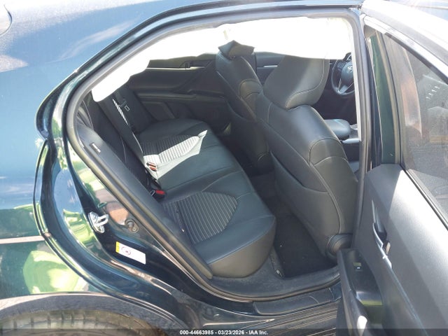 4T1B11HK8JU587135 Toyota CAMRY SE