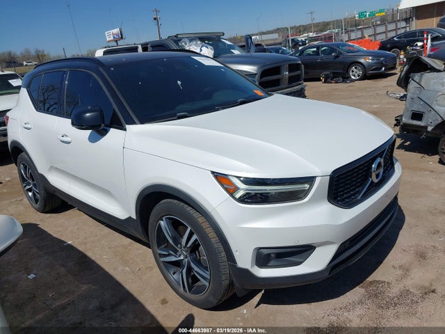Auction sale of the 2019 Volvo Xc40 T5 R-design, vin: YV4162UM8K2056753, lot number: 44663987