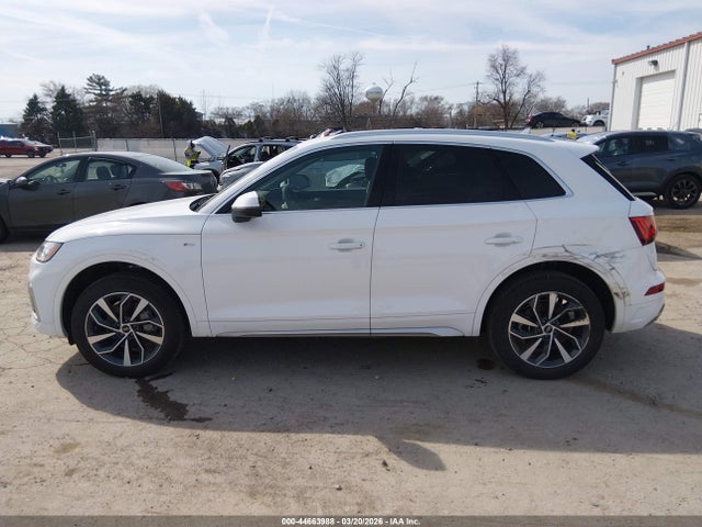 Aukcja sprzedaży 2023 Audi Q5 Premium Plus 45 Tfsi S Line Quattro, vin: WA1EAAFY2P2011094, numer aukcji: 44663988