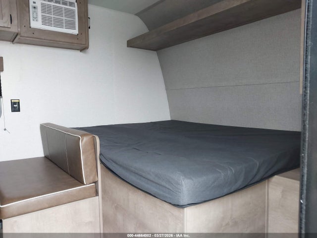 44664002 :رقم المزاد ، 4YDTSGG17SW102360 vin ، 2025 Keystone Springdale Mini Seri مزاد بيع