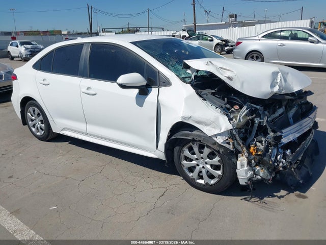 Toyota COROLLA LE 2020 5YFEPRAE7LP144980 Image 1