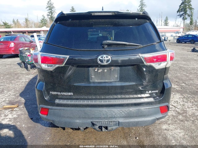 Toyota Highlander Le Plus V6 2014 5TDBKRFH3ES024205 Image 16