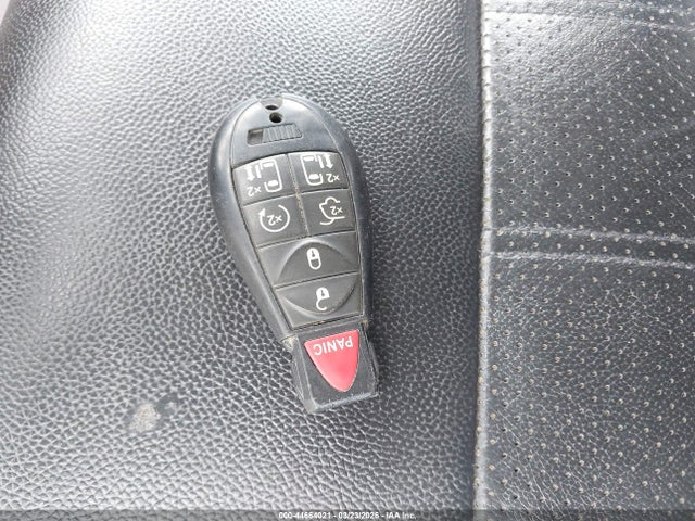 2011 CHRYSLER TOWN & COUNTRY 2A4RR8DG7BR655858 Photo 10