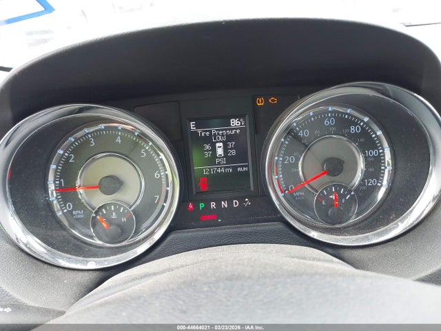 2011 CHRYSLER TOWN & COUNTRY 2A4RR8DG7BR655858 Photo 6