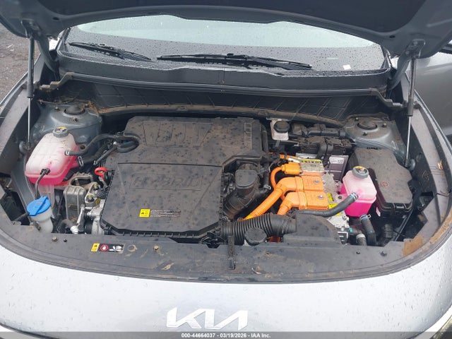 KNDCP3LE8R5169250 KIA NIRO LX